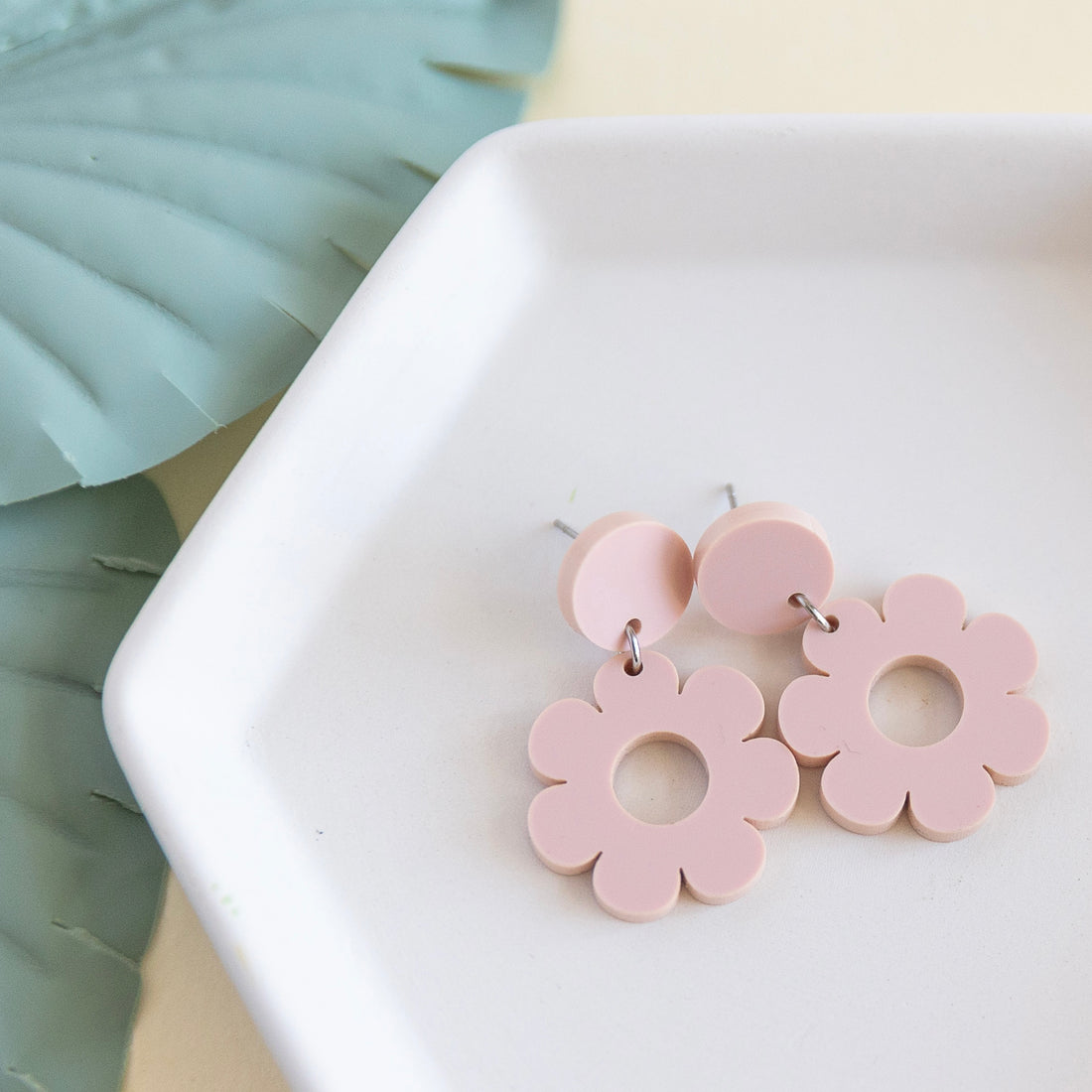 Retro Statement Earrings, The Perfect Birthday Gift for Any Woman!