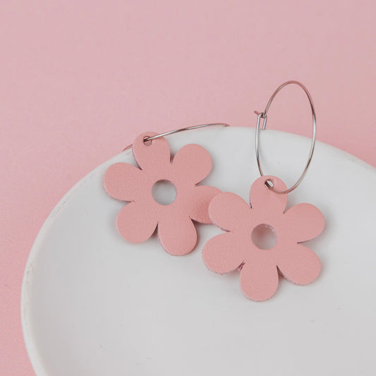 THE GROOVY DAISY in Pink Leather