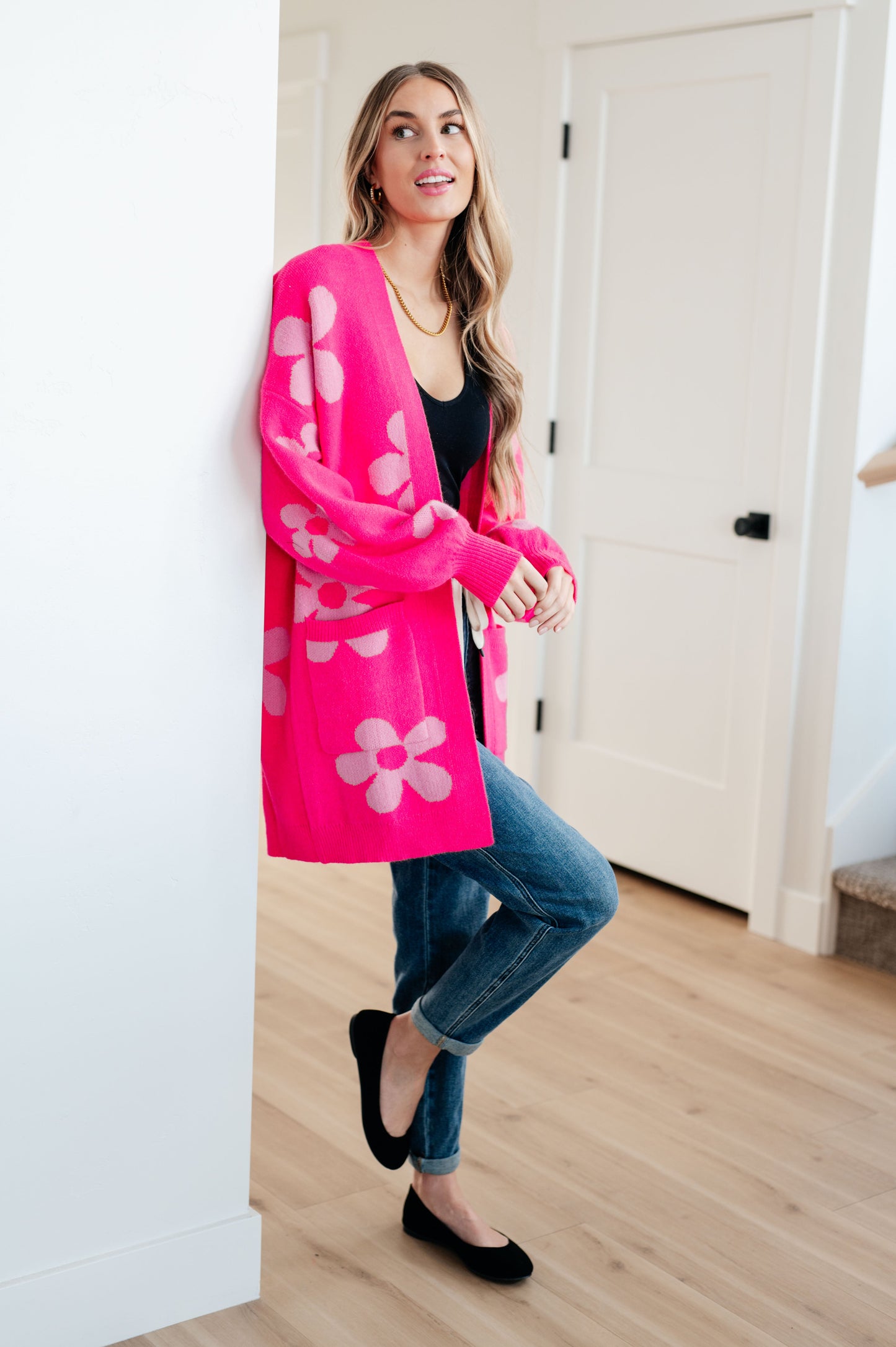 Daisies Forever Floral Cardigan in Pink