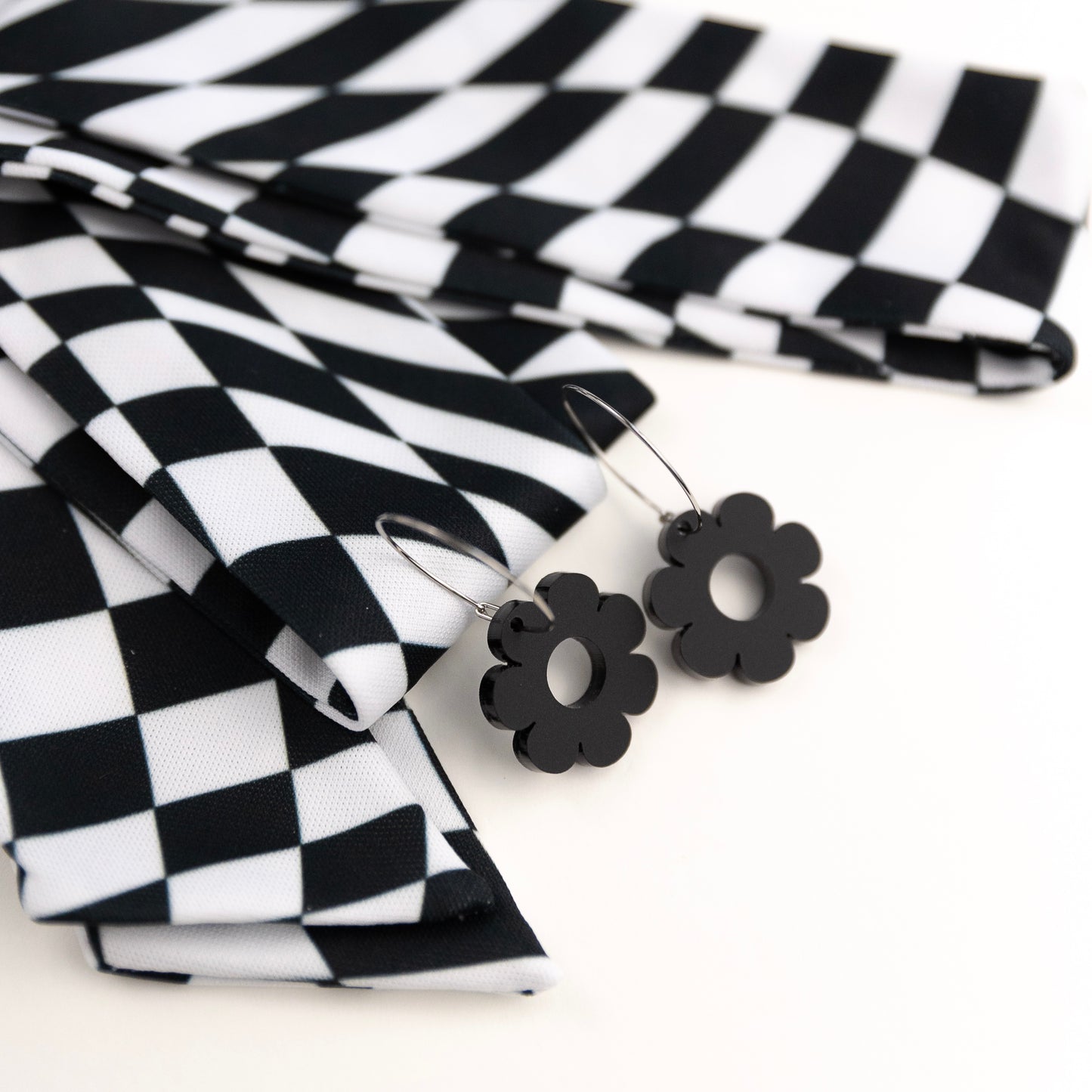 THE BEST EARRINGS/HEADBAND in Black & White Wavy Checkerboard  + Daisy Hoops/ Statement Accessories