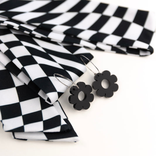 THE BEST EARRINGS/HEADBAND in Black & White Wavy Checkerboard  + Daisy Hoops/ Statement Accessories