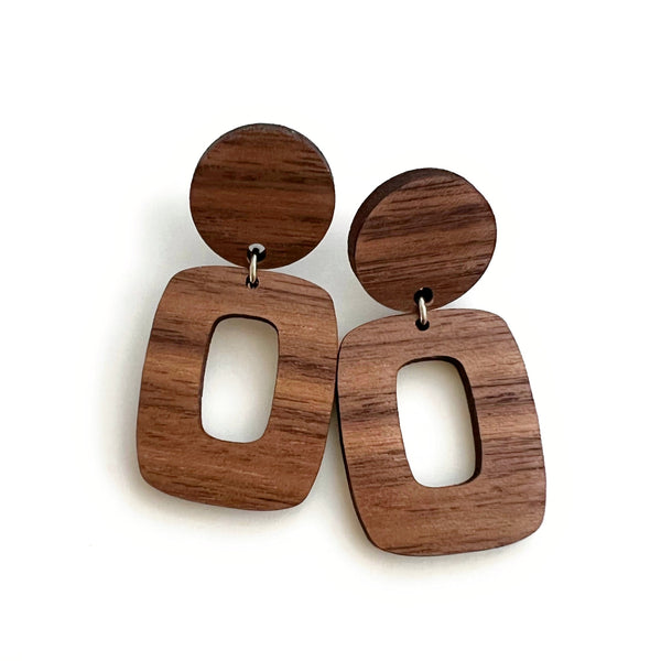 THE BETSY DANGLE in Walnut THE BETSY DANGLE in Walnut