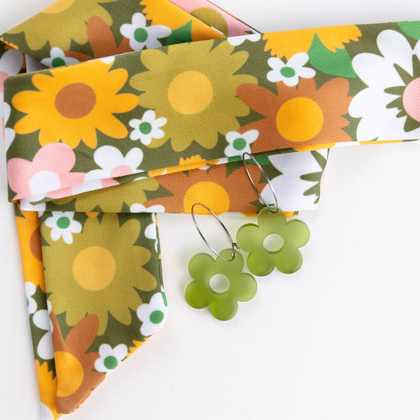 THE BEST EARRINGS/HEADBAND in 60s Retro Daisy + Green Daisy Hoops/ Statement Accessories THE BEST EARRINGS/HEADBAND in 60s Retro Daisy + Green Daisy Hoops/ Statement Accessories